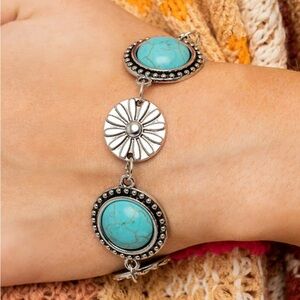 NEW Fredonia Flower Turquoise Silver Bracelet